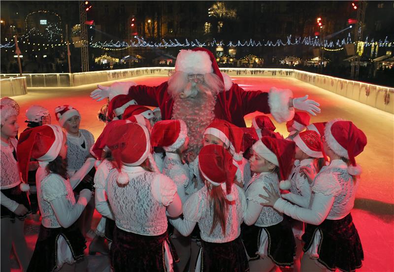 Zagrebački Advent posjetio pravi Djed Mraz iz Laponije