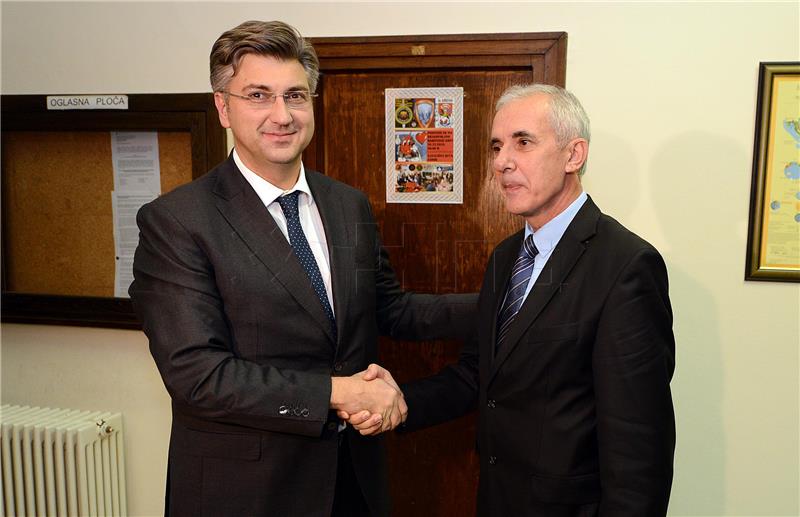 Premijer Plenković posjetio Zadarsku županiju