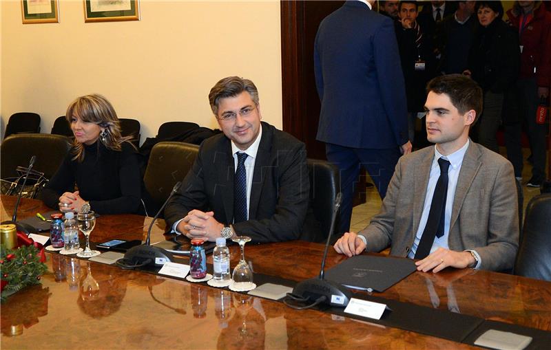 Premijer Plenković posjetio Zadarsku županiju