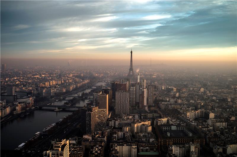 FRANCE WEATHER POLLUTION