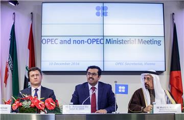 OPEC i drugi proizvođači dogovorili smanjenje proizvodnje nafte