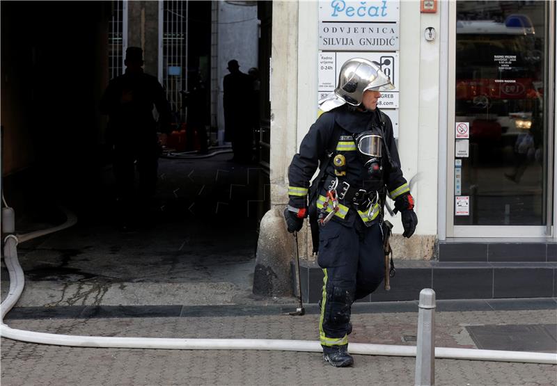 Zagreb: Eksplozija i požar u Praškoj ulici, policija još utvrđuje okolnosti