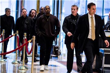 USA KANYE WEST TRUMP TOWER