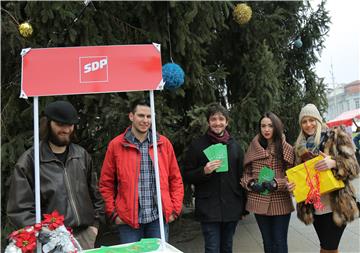 Forum Mladih SDP-a Zagreba provodi akciju "Dar pod svaki bor"