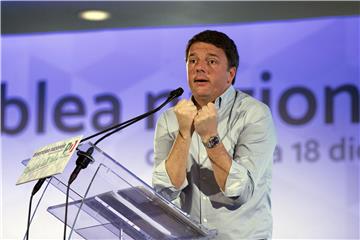 Renzi kaže da je pogriješio kada je "politizirao referendum"