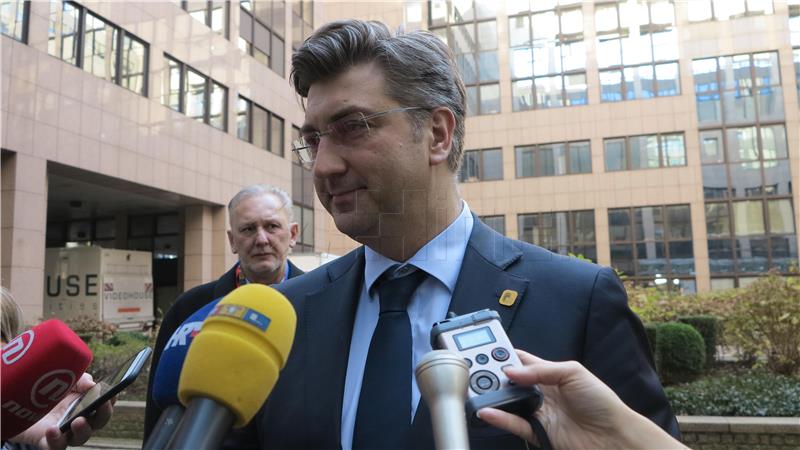 Plenkovic says Serbia needs to meet its obligations to Croat minority