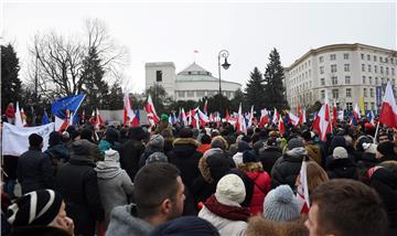 Poljska odustala od ograničavanja pristupa medija parlamentu