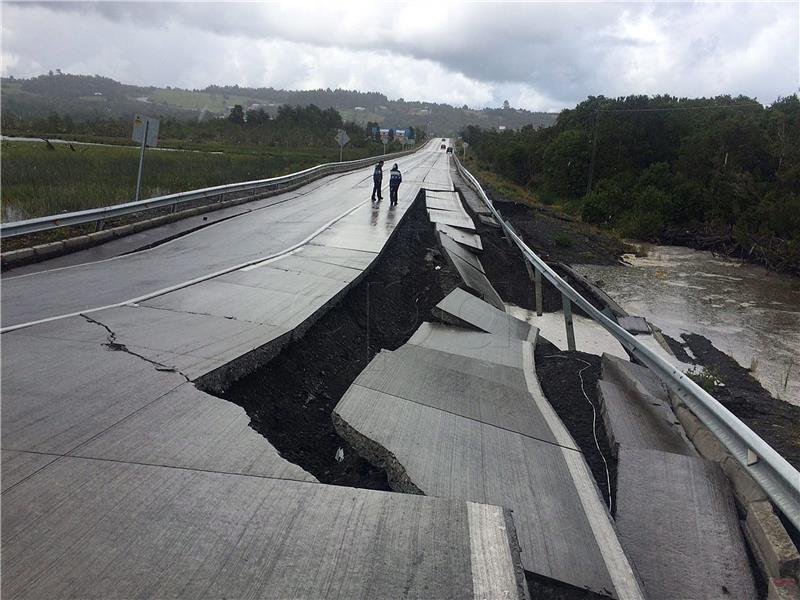 Povučeno upozorenje na tsunami izdano nakon potresa jakosti 7,6 u Čileu