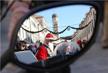 Dubrovački motomrazovi na Stradun