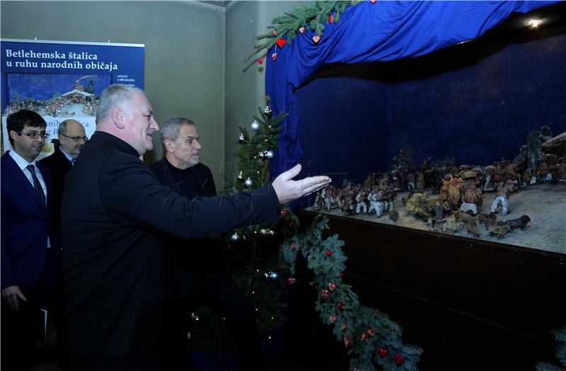 First Croatian nativity scene put on display in Zagreb