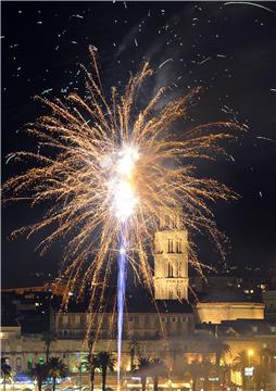 Splićani i gosti Novu 2017. dočekali na Rivi