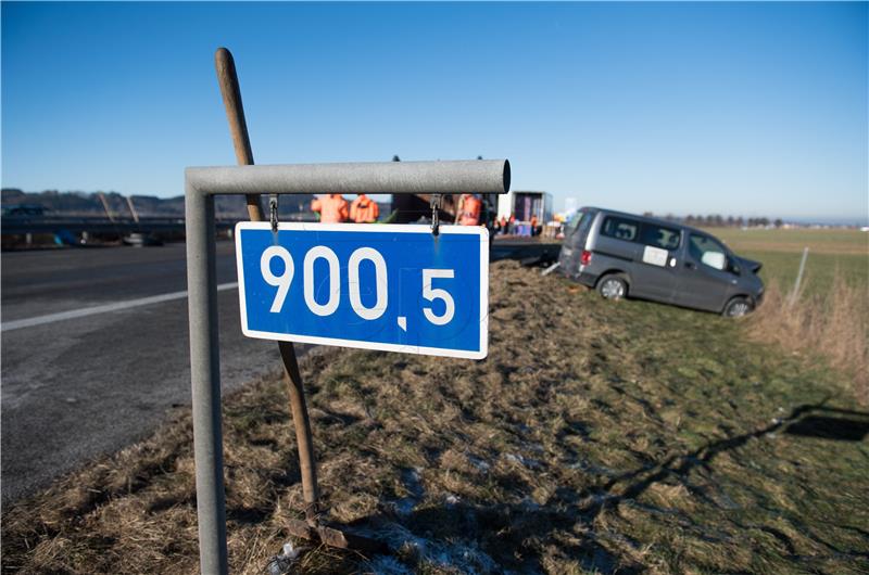 Šest mrtvih na autocesti u južnoj Njemačkoj