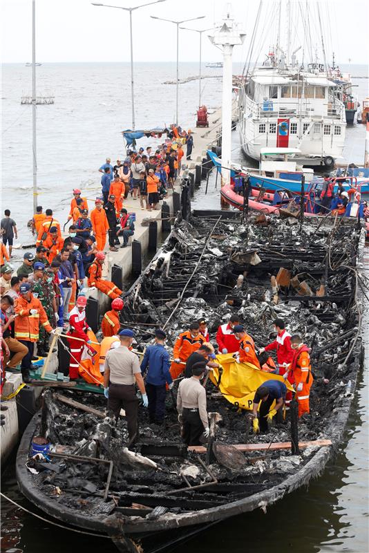 INDONESIA BOAT FIRE