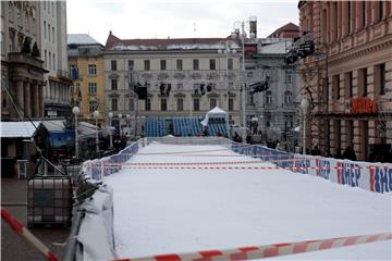 Zasnježena skijaška staza u Bakačevoj ulici