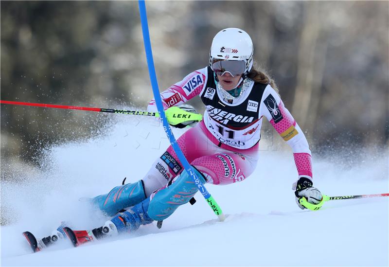 Snow Queen Trophy: Prva vožnja ženskog slaloma