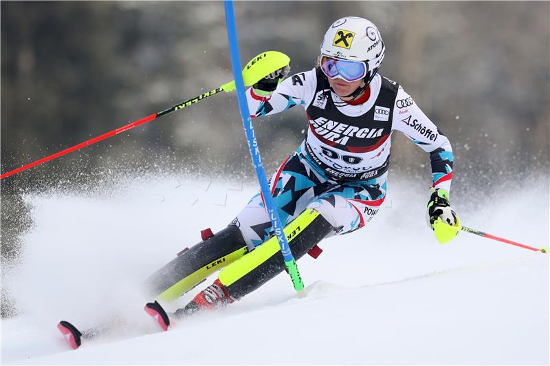 Snow Queen Trophy: Prva vožnja ženskog slaloma