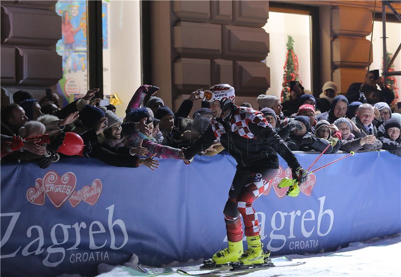 Javno izvlačenje startnih brojeva za mušku slalomsku utrku "Snow Queen Trophy 2017."