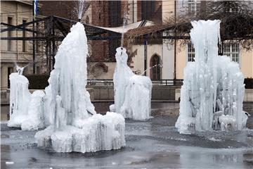 SWITZERLAND WEATHER WINTER ICE