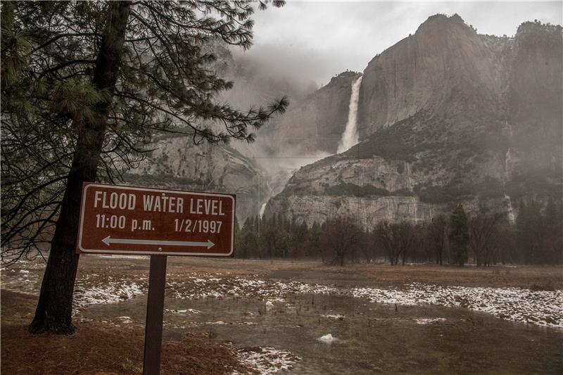 USA CALIFORNIA WEATHER STORMS