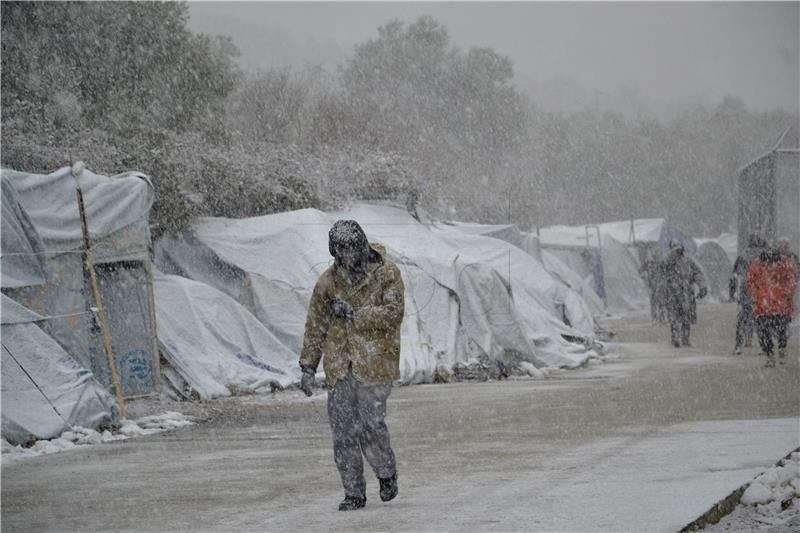 GREECE MIGRATION WEATHER WINTER