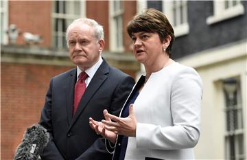 (FILE) BRITAIN NORTHERN IRELAND CRISIS