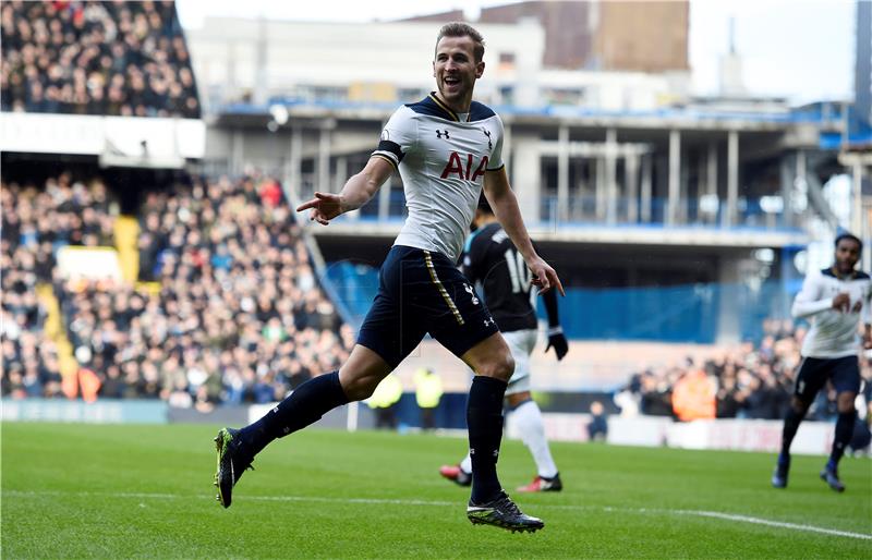 Pobjeda Tottenhama, 'hat-trick' Kanea