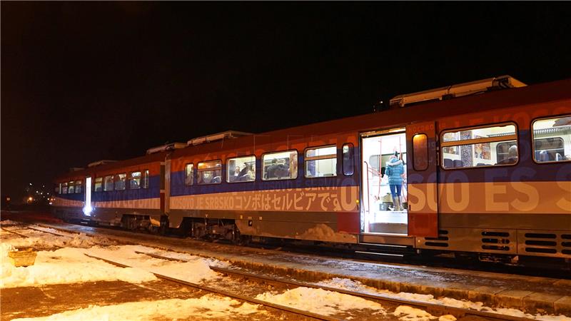 Vlak iz Beograda zaustavljen zbog mogućih sukoba s Albancima