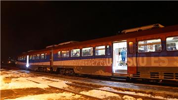 Vlak iz Beograda zaustavljen zbog mogućih sukoba s Albancima