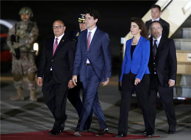 Kanadski premijer Trudeau suočen s etičkom istragom zbog izleta na Bahame