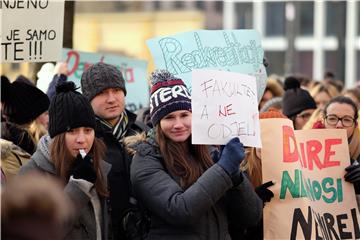 Prosvjed studenata Hrvatskih studija