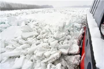 CROATIA HUNGARY WEATHER WINTER