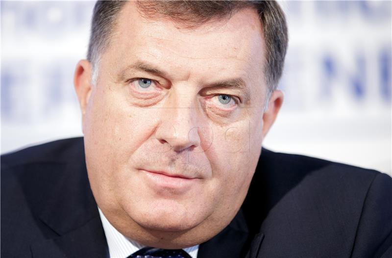 Bosnian media: Dodik "finally" under sanctions