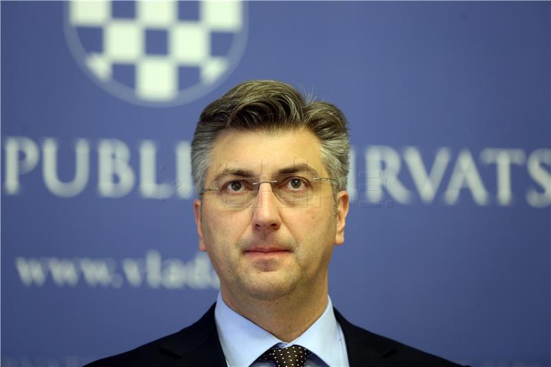 Plenković: Istražuje se kako je bilješka o posjetu predsjednice SAD-u završila u medijima