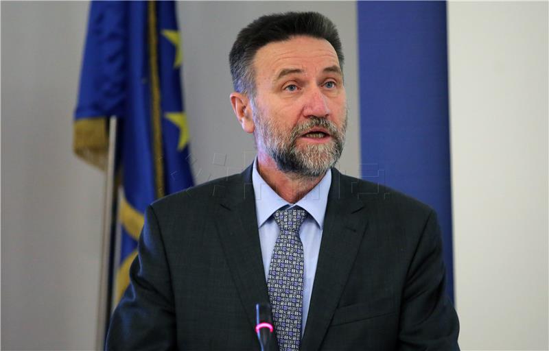 SDP, HNS and HSU to call no confidence vote for minister Barisic