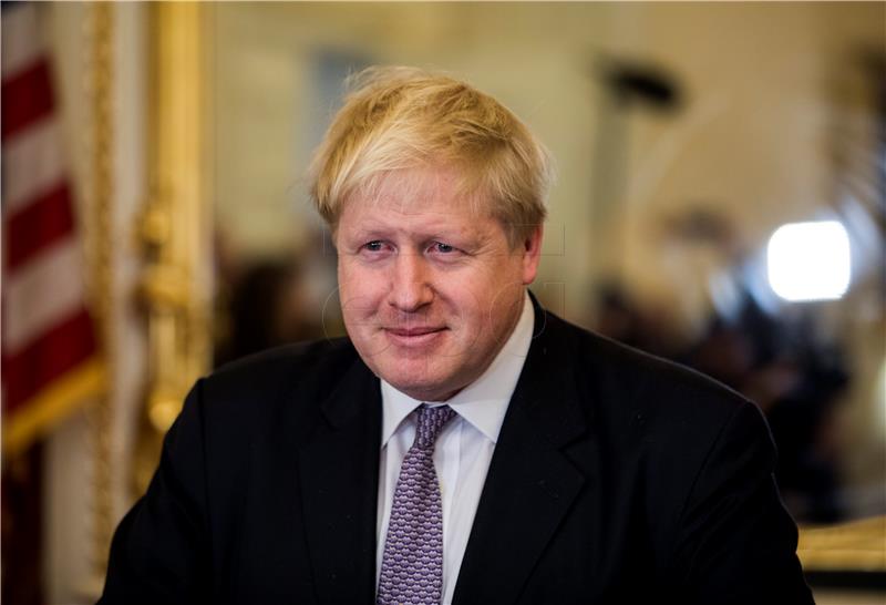 Boris Johnson srdačno čestitao Trumpu