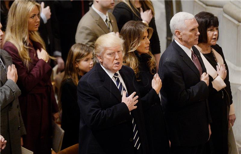 USA NATIONAL PRAYER SERVICE TRUMP