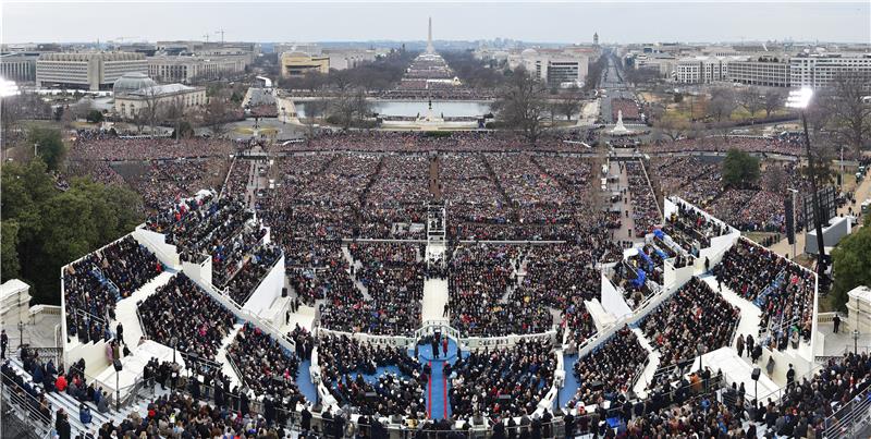 Trump napao medije da su lagali o broju ljudi na inauguraciji