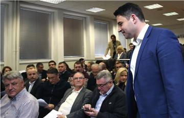 SDP: Odluka o članarini - zastupnici od 1000 do 1300 kuna, EU zastupnici 3000 kuna  