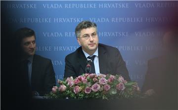 Banski dvori: Premijer Plenković na sastanku s predstavnicima Francuske udruge poslodavaca (MEDEF)