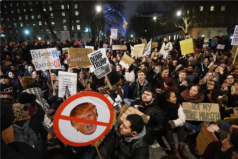 BRITAIN US IMMIGRATION PROTEST