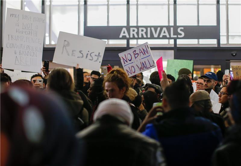 Američke tehnološke tvrtke možda se pridružuju tužbama protiv Trumpove uredbe