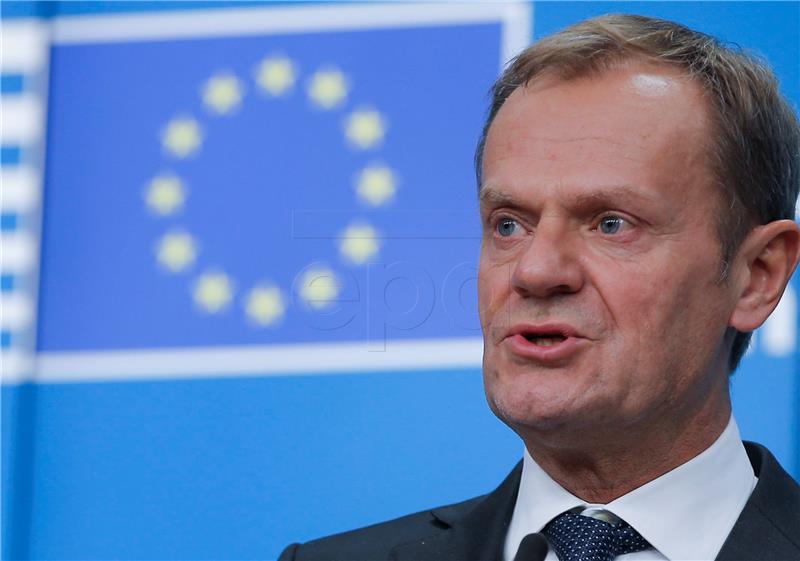 Tusk poziva Rusiju da zaustavi nasilje na istoku Ukrajine