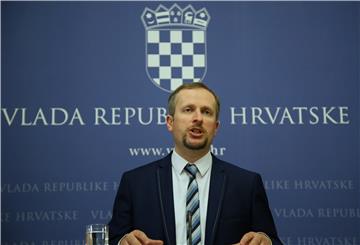 Ministar Šprlje održao konferenciju za medije