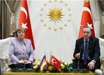 Merkel govorila o "islamskom terorizmu", Erdoganu se ne sviđa takva formulacija