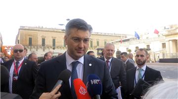 Plenković nakon razgovora s Orbanom rekao kako i Hrvatska i Mađarska žele riješiti pitanje Ine i MOL-a