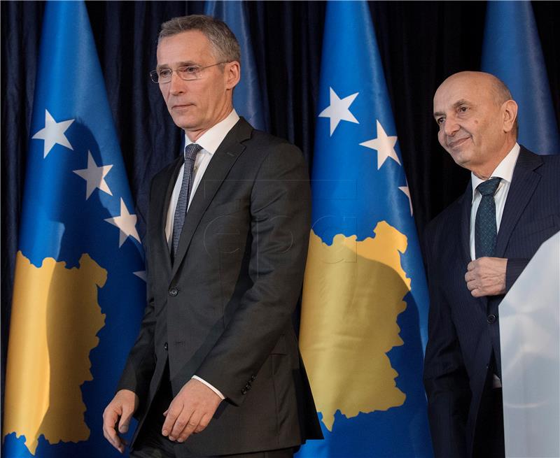 Stoltenberg pozvao čelnike Srbije i Kosova da smanje napetosti