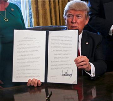 USA GOVERNMENT TRUMP EXECUTIVE ORDERS