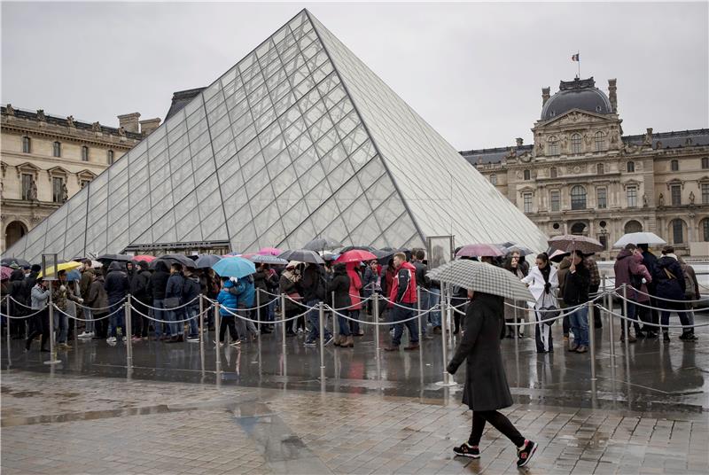 FRANCE LOUVRE SHOOTING  AFTERMATH