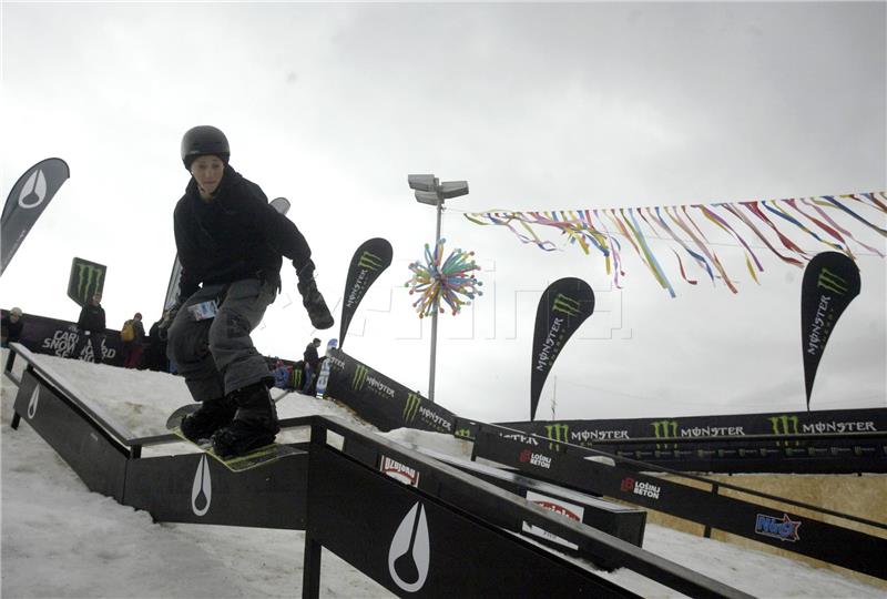 Rijeka: Karnevalsko snowboard natjecanje Carnival Snowbord Session uz more