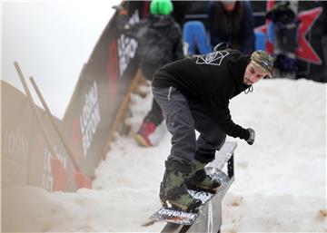 Rijeka: Karnevalsko snowboard natjecanje Carnival Snowbord Session uz more